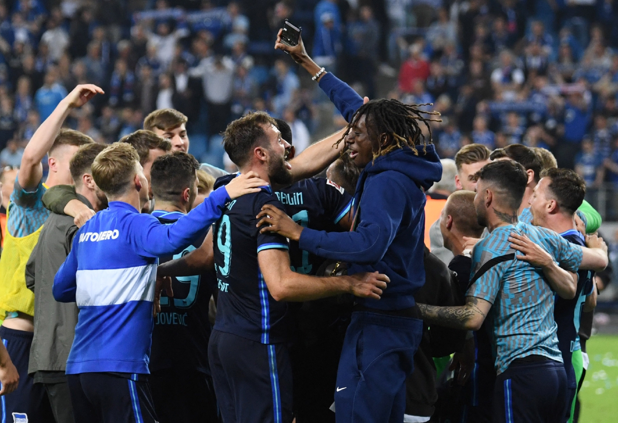 撞上水瓶星的智能AI卡05